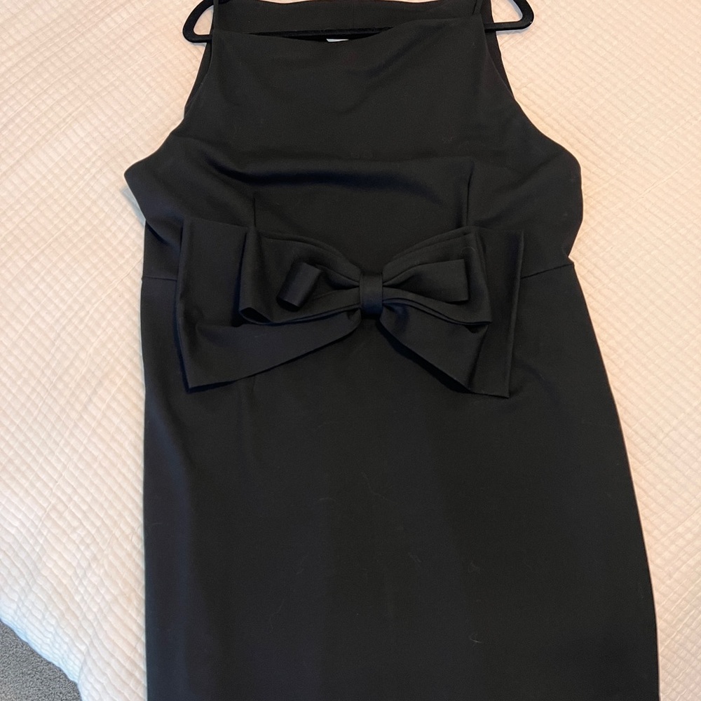 Elegant Black Dress with Bow